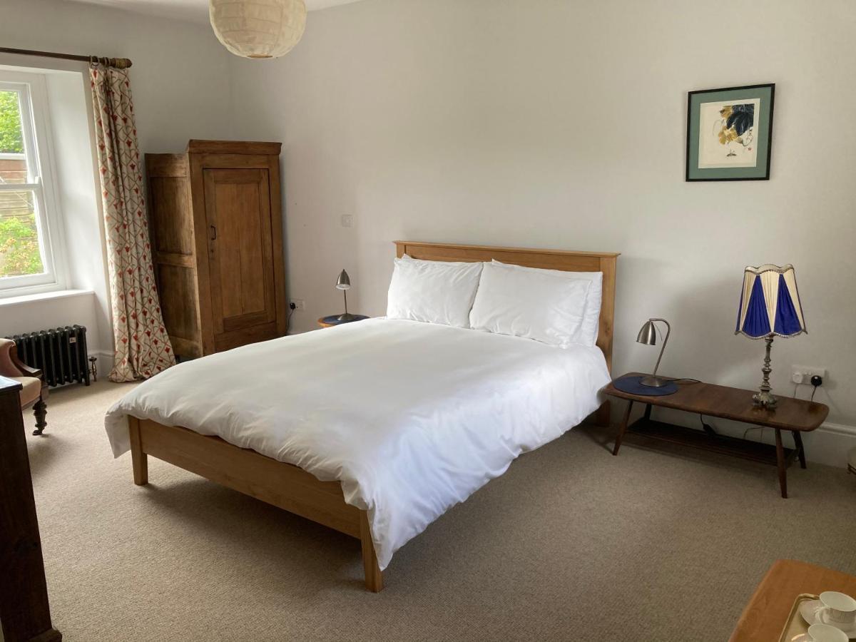 Frizenham Farmhouse Little Torrington Buitenkant foto